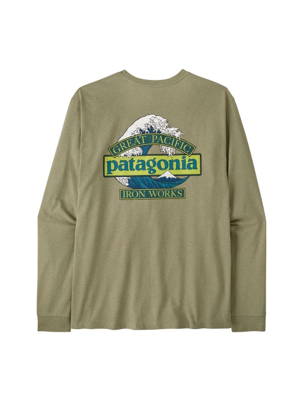 Patagonia Men's Long-Sleeved Great Waves Responsibili-Tee : Gumtree Green