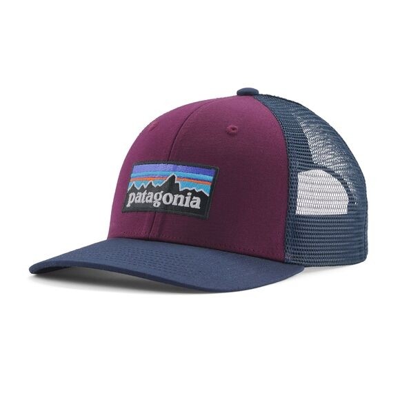 Patagonia P-6 Logo Trucker Hat : Night Plum